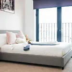 Oriel Blue - Central - 2Bed